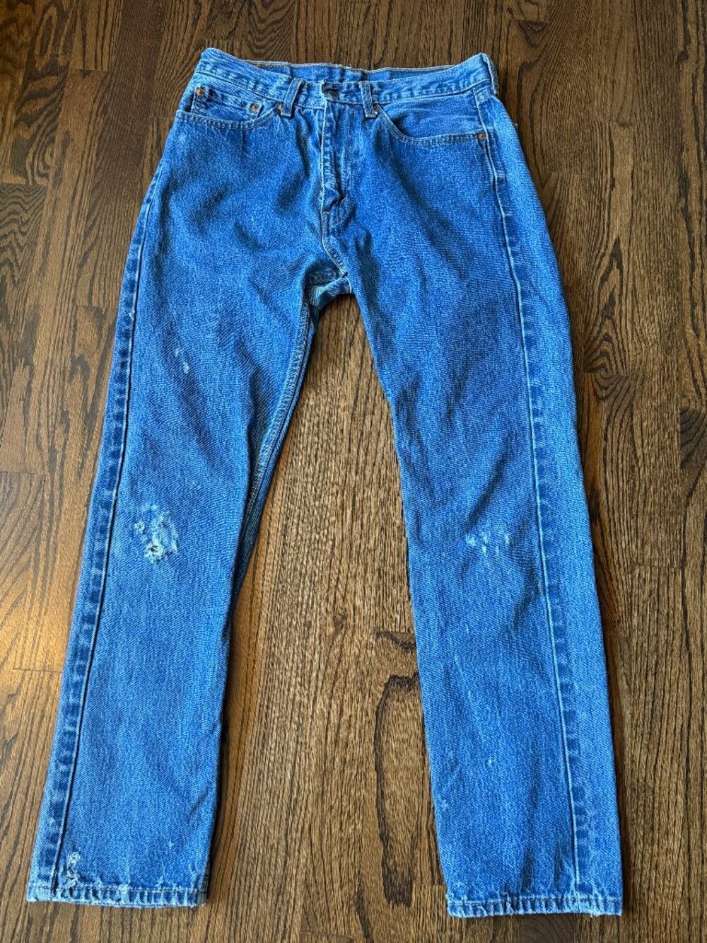 Vintage Levi's 505 Regular Fit Jeans – 32x34 | Distressed Denim